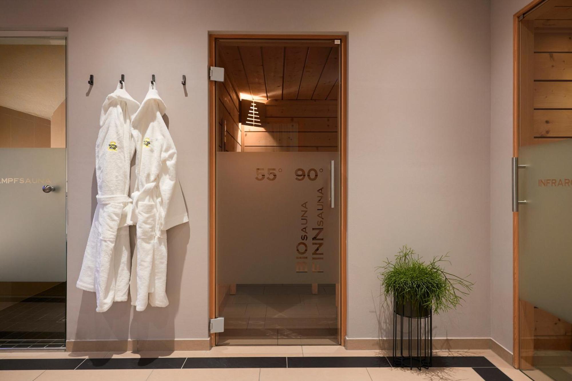 Hotel Und - Smart Alpine Stay Schladming Buitenkant foto