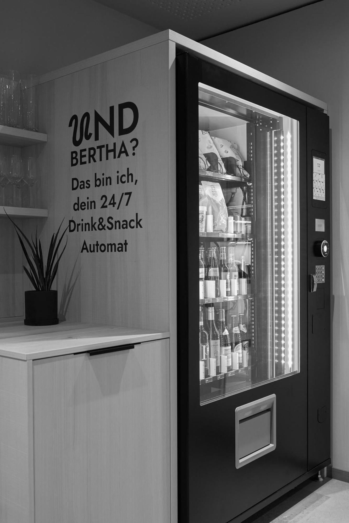Hotel Und - Smart Alpine Stay Schladming Buitenkant foto